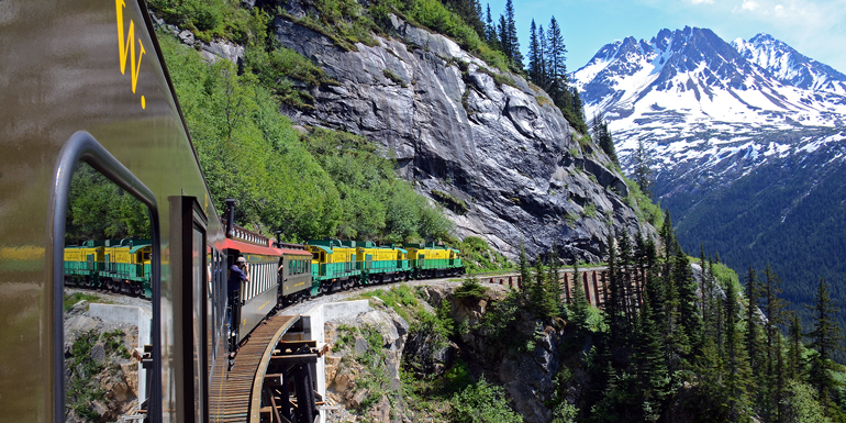 Which are the most popular cruise excursions in Juneau?