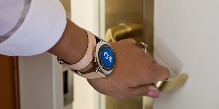cruise ship wearables technology drink alcohol